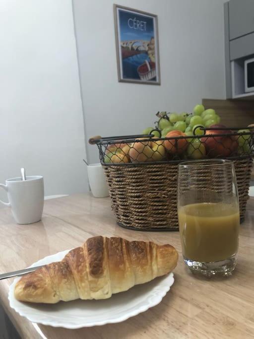 Au Coeur De Ville Avec Terrasse Céret Zewnętrze zdjęcie